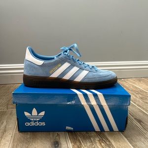 Brand new, never worn Adidas Handball Spezial in light blue.